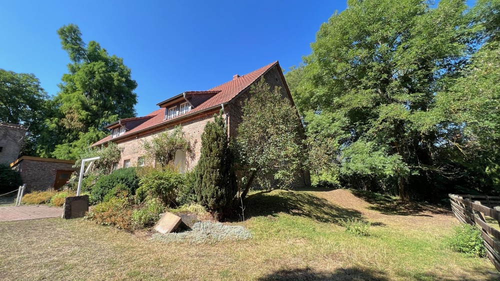 Einzigartiges Kutscherhaus im Schlosshof von Altenhausen