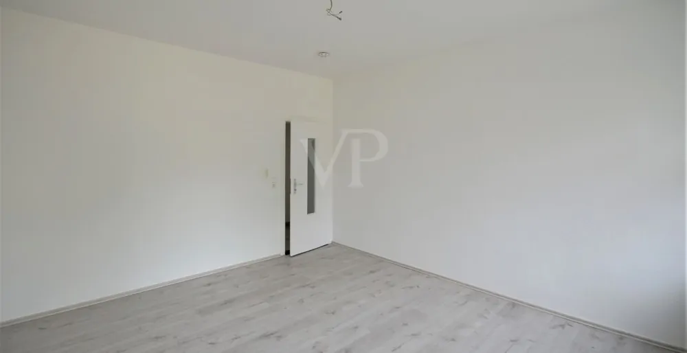 Blick zur Wohnzimmertür