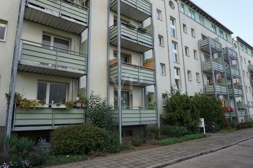 Moderne Wohnung mit Balkon und Keller in zentraler Lage