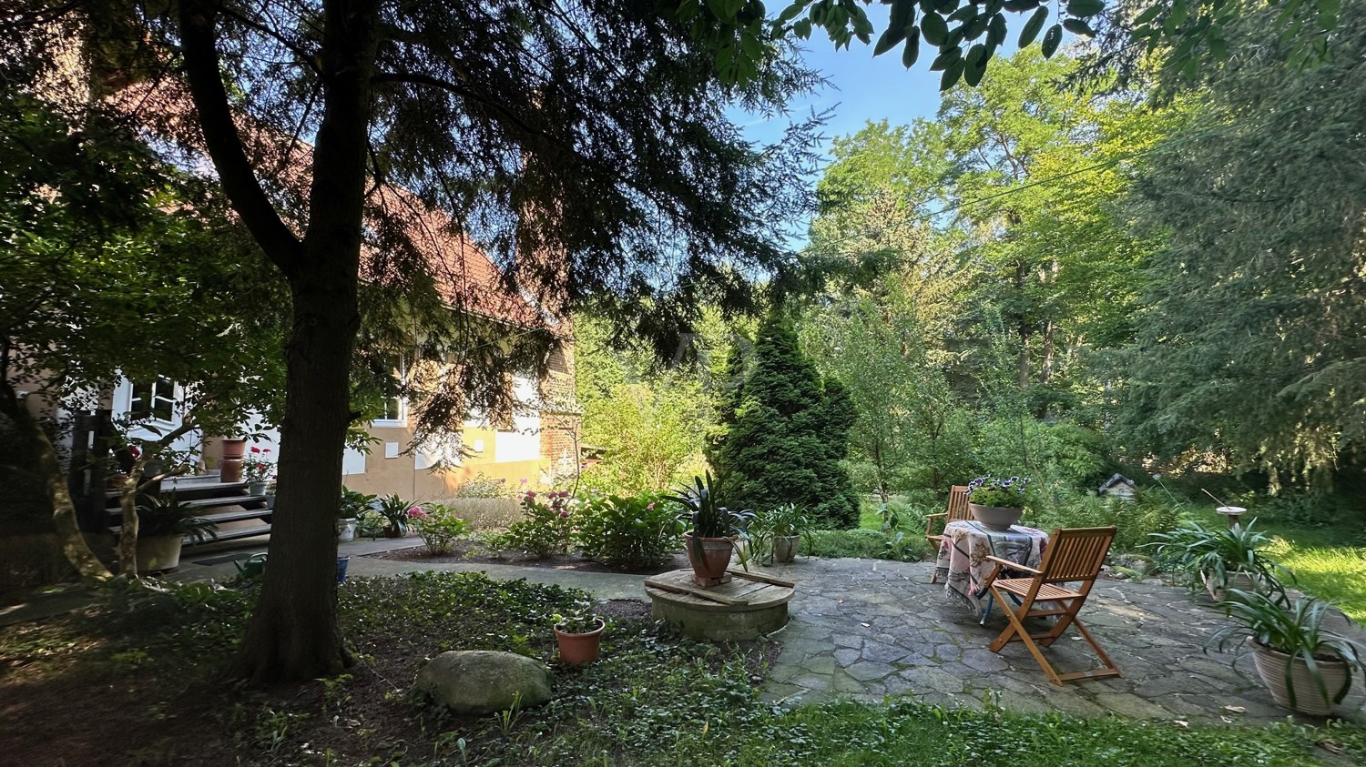 Garten mit Sitzplatz