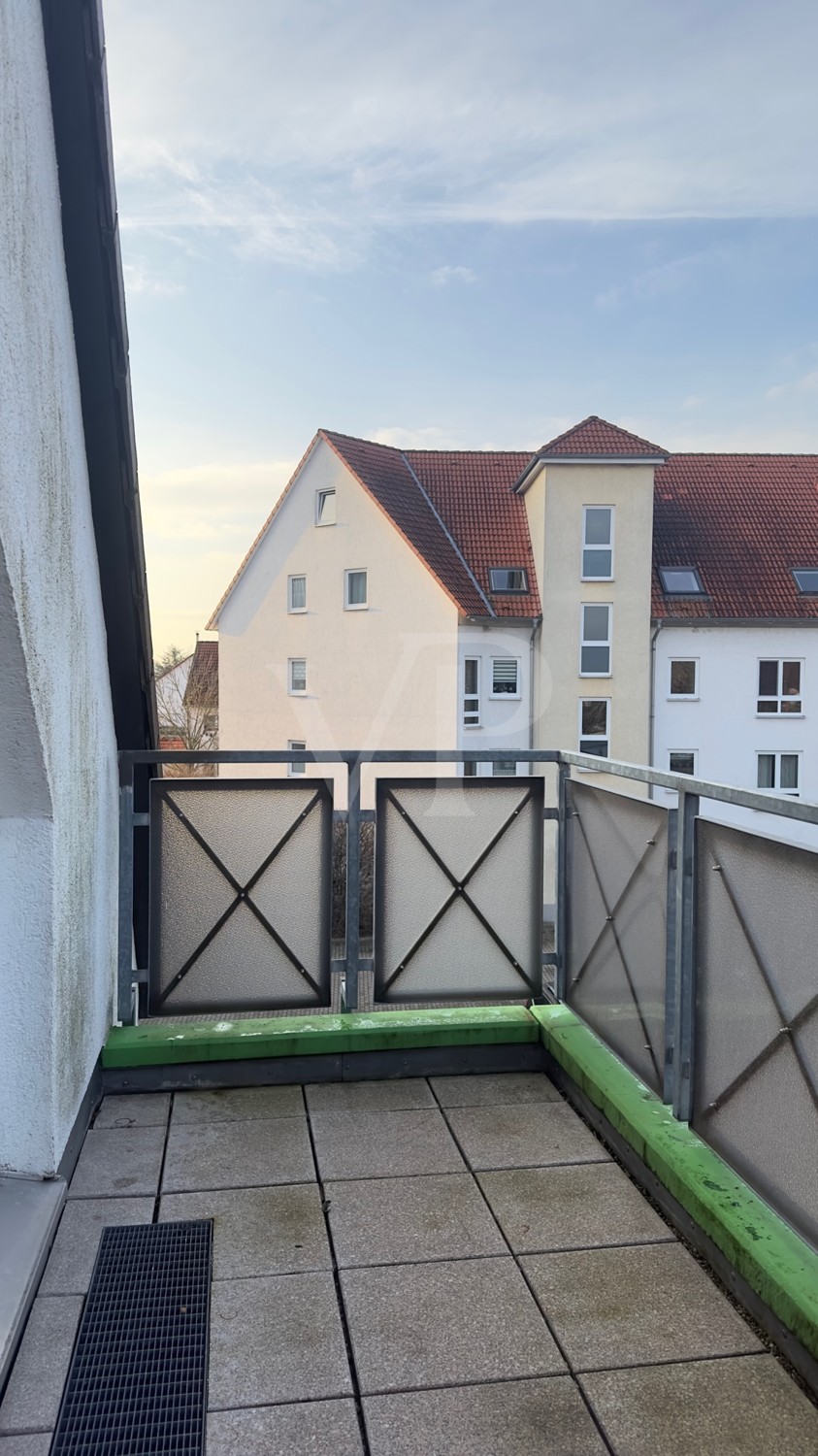 Singles aufgepasst, Dachgeschosswohnung mit Balkon zu vermieten!