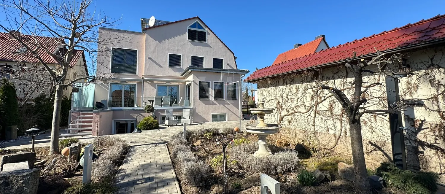 Stadtvilla mit exklusiver Eleganz und zeitloser Ausstattung