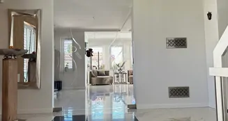 von_poll_real_estate_property_25156011_image_5