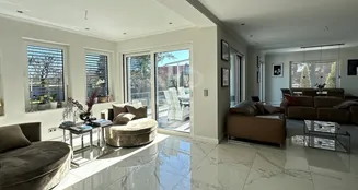 von_poll_real_estate_property_25156011_image_6