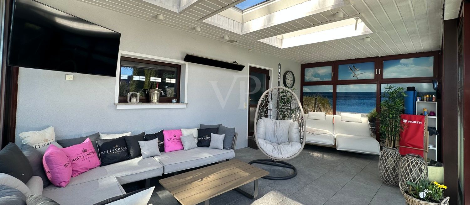 Poolhaus