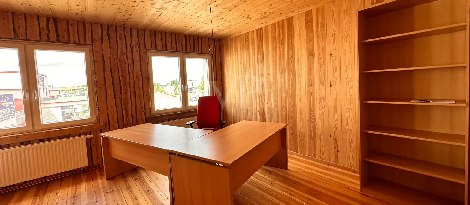 Moderne Büroetage ab sofort zu vermieten!