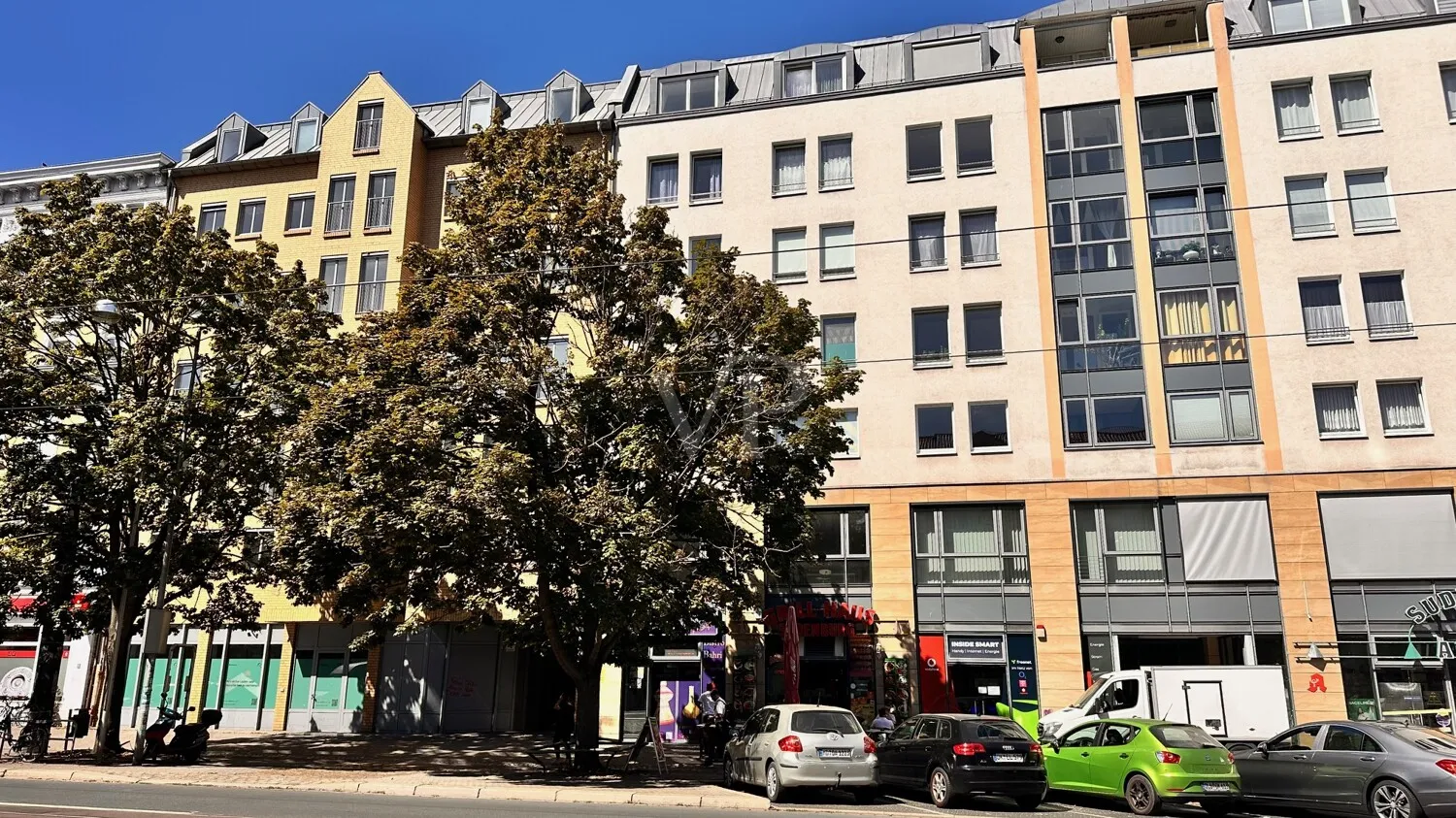 Stylishly modernized apartment with comfort and guaranteed sunlight