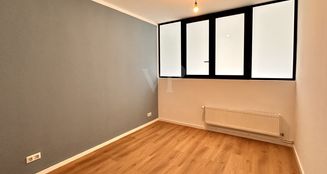 von_poll_real_estate_property_25156019_image_10