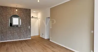 von_poll_real_estate_property_25156019_image_0