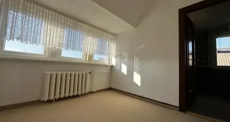 von_poll_real_estate_property_25156028_image_22