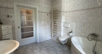 von_poll_real_estate_property_25156027_image_8