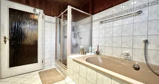 von_poll_real_estate_property_25156029_image_15