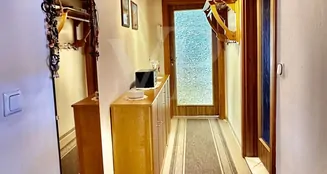 von_poll_real_estate_property_25156029_image_13