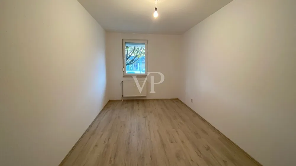 Ihr neues Zuhause, zwei Zimmer mit Küche!