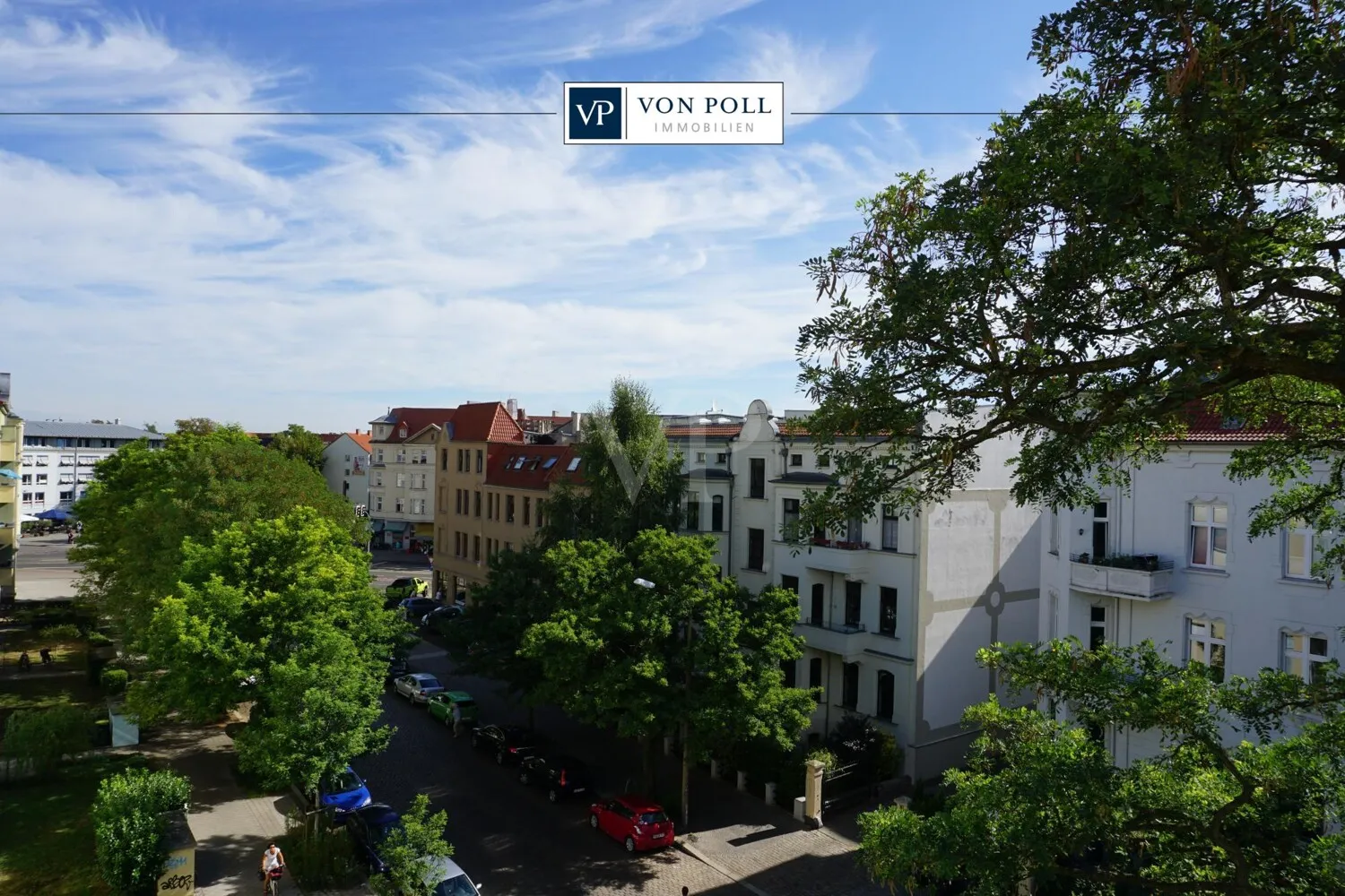 Lichtdurchflutete Maisonette mit Balkon und  Wohlfühlbad