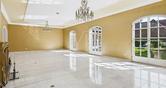 von_poll_real_estate_property_25221053_image_5