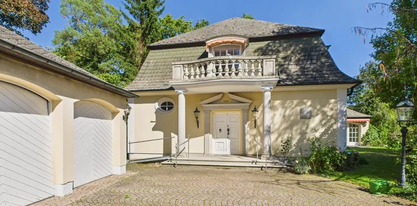 von Poll Immobilien GmbH