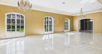 von_poll_real_estate_property_25221053_image_8