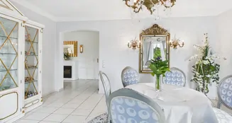 von_poll_real_estate_property_25221061_image_2