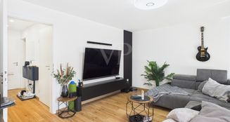 von_poll_real_estate_property_25221038_image_2