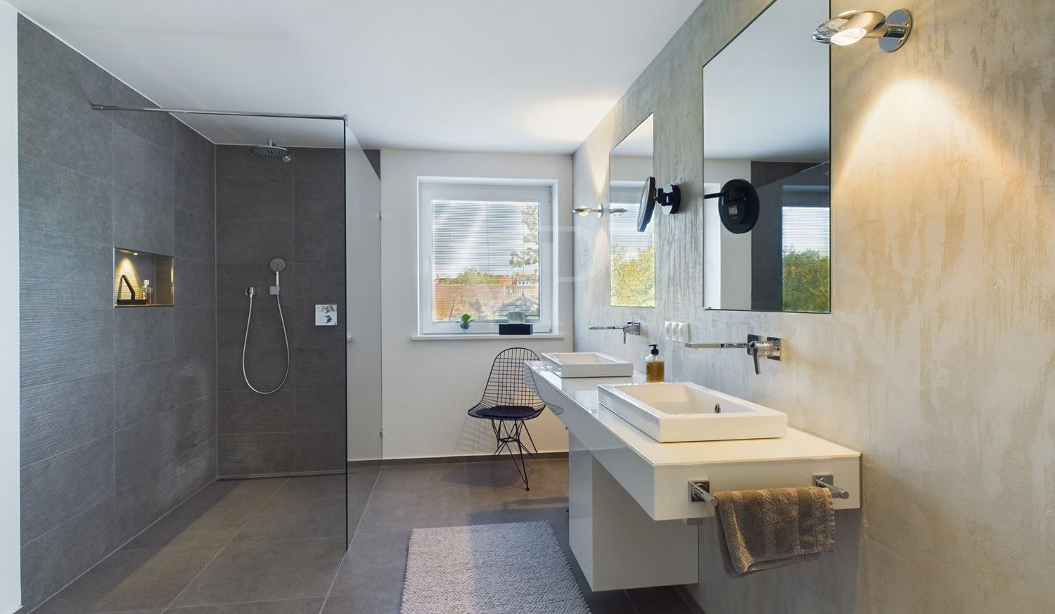 Badezimmer im Obergeschoss