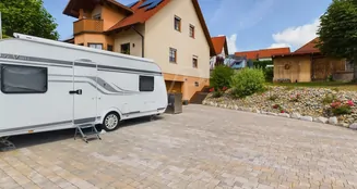 von_poll_real_estate_property_25221025_image_9