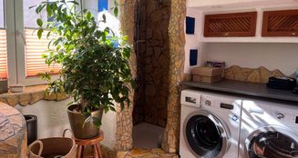 von_poll_real_estate_property_25221020_image_4