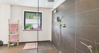 von_poll_real_estate_property_25221037_image_8