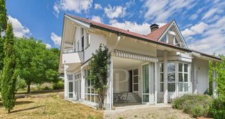 von_poll_real_estate_property_25221045_image_0