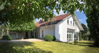 von_poll_real_estate_property_25221045_image_0