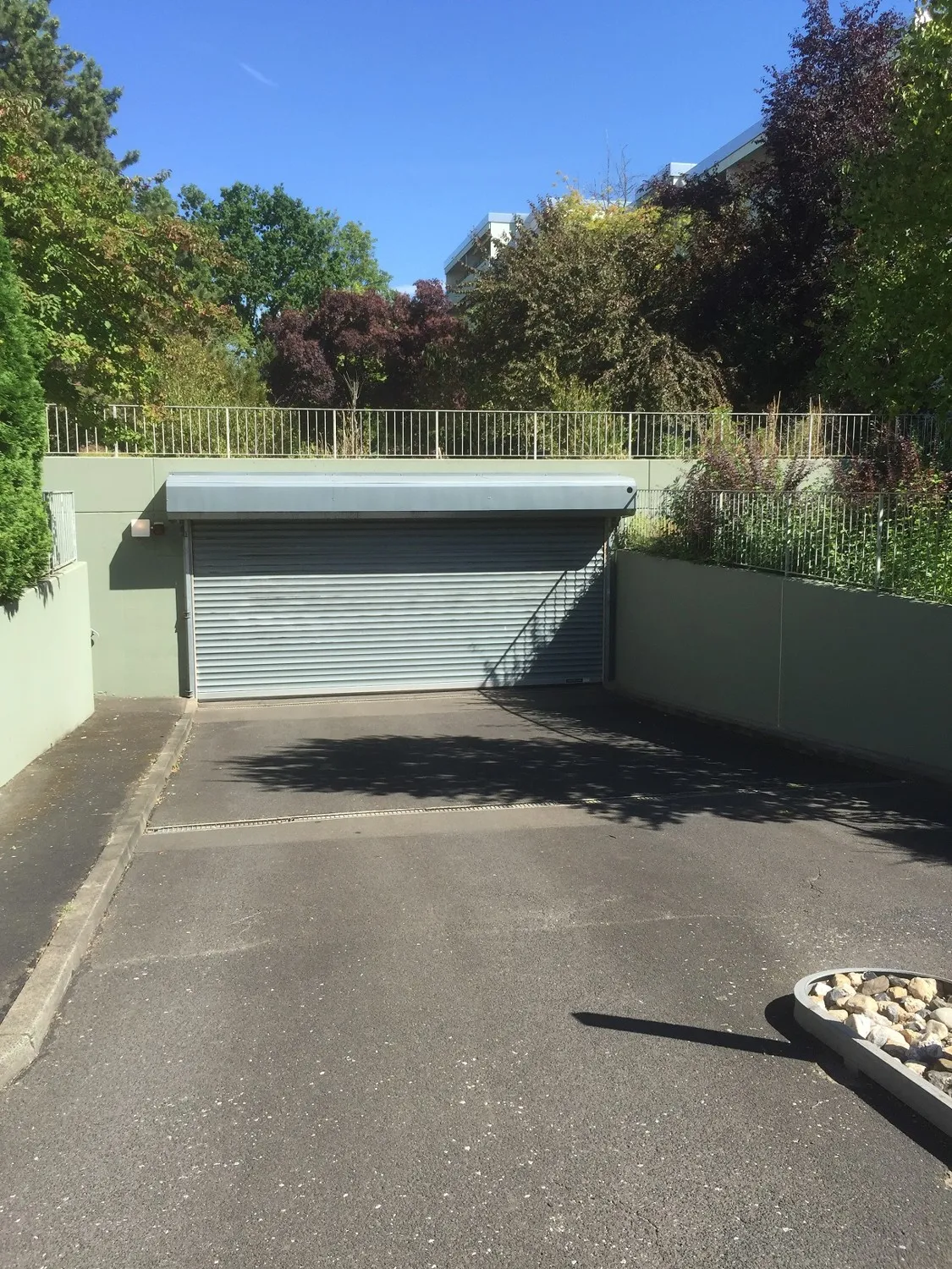 Einfahrt zur Tiefgarage