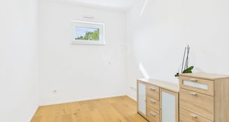 von_poll_real_estate_property_25221056_image_13