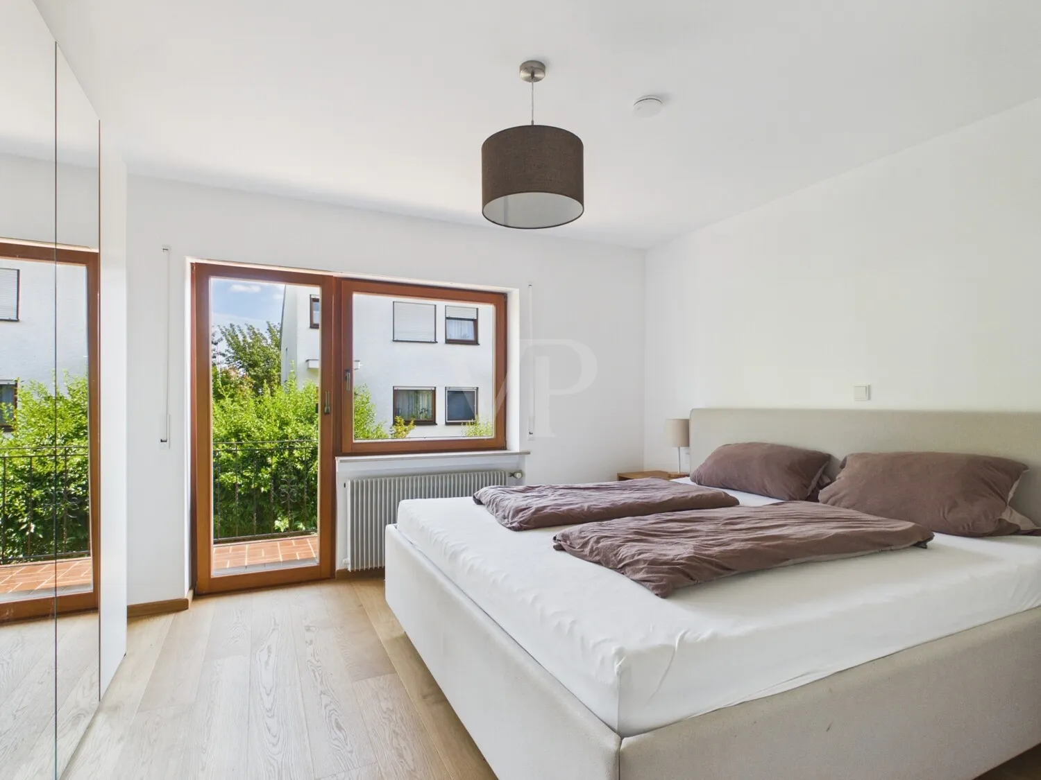 Schlafzimmer mit Balkon