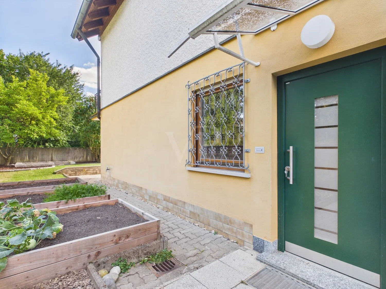 Zugang Einliegerwohnung