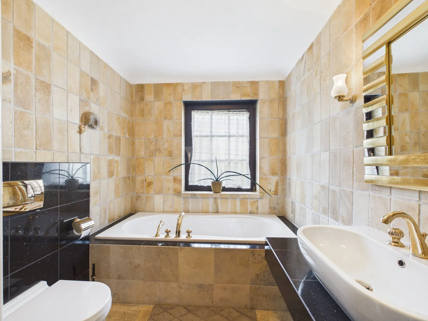 Badezimmer EG
