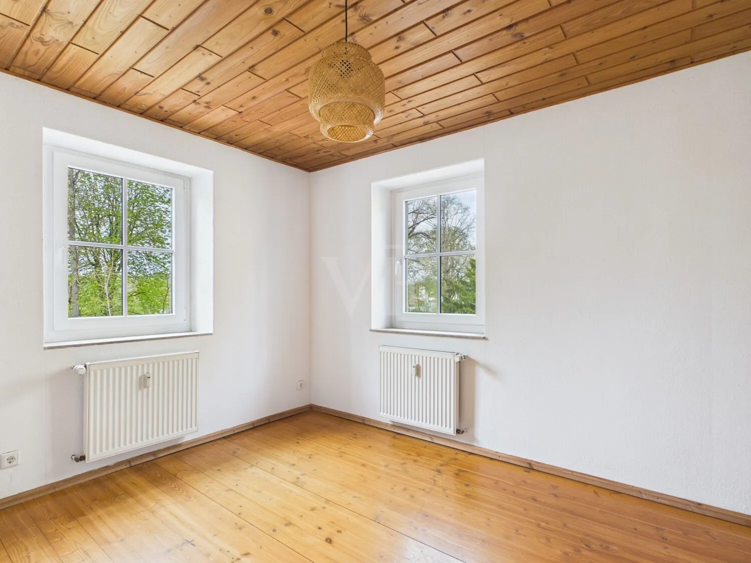 Kinderzimmer/ Büro/ Esszimmer