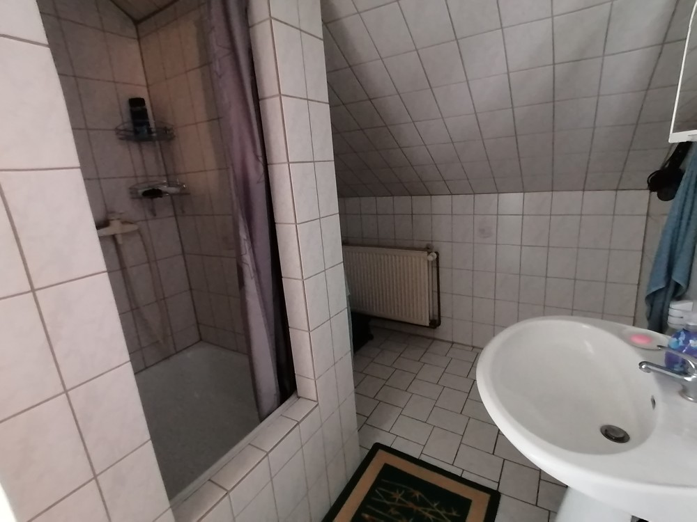 Badezimmer DG