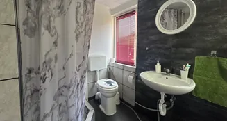 von_poll_real_estate_property_25099011_image_8