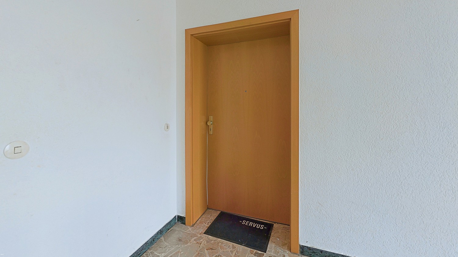Wohnungstür