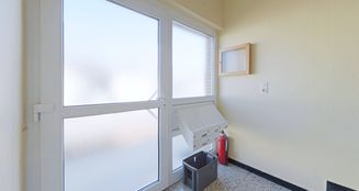 von_poll_real_estate_property_25099006_image_4