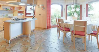 von_poll_real_estate_property_25099013_image_7