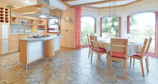 von_poll_real_estate_property_25099013_image_8