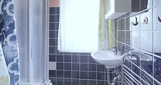 von_poll_real_estate_property_25099018_image_18