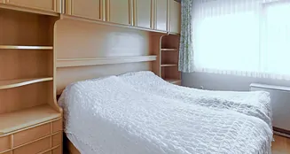 von_poll_real_estate_property_25099018_image_11