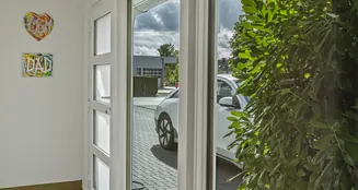 von_poll_real_estate_property_25099020B_image_9