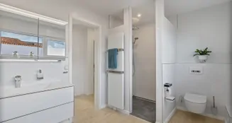 von_poll_real_estate_property_25099020B_image_17