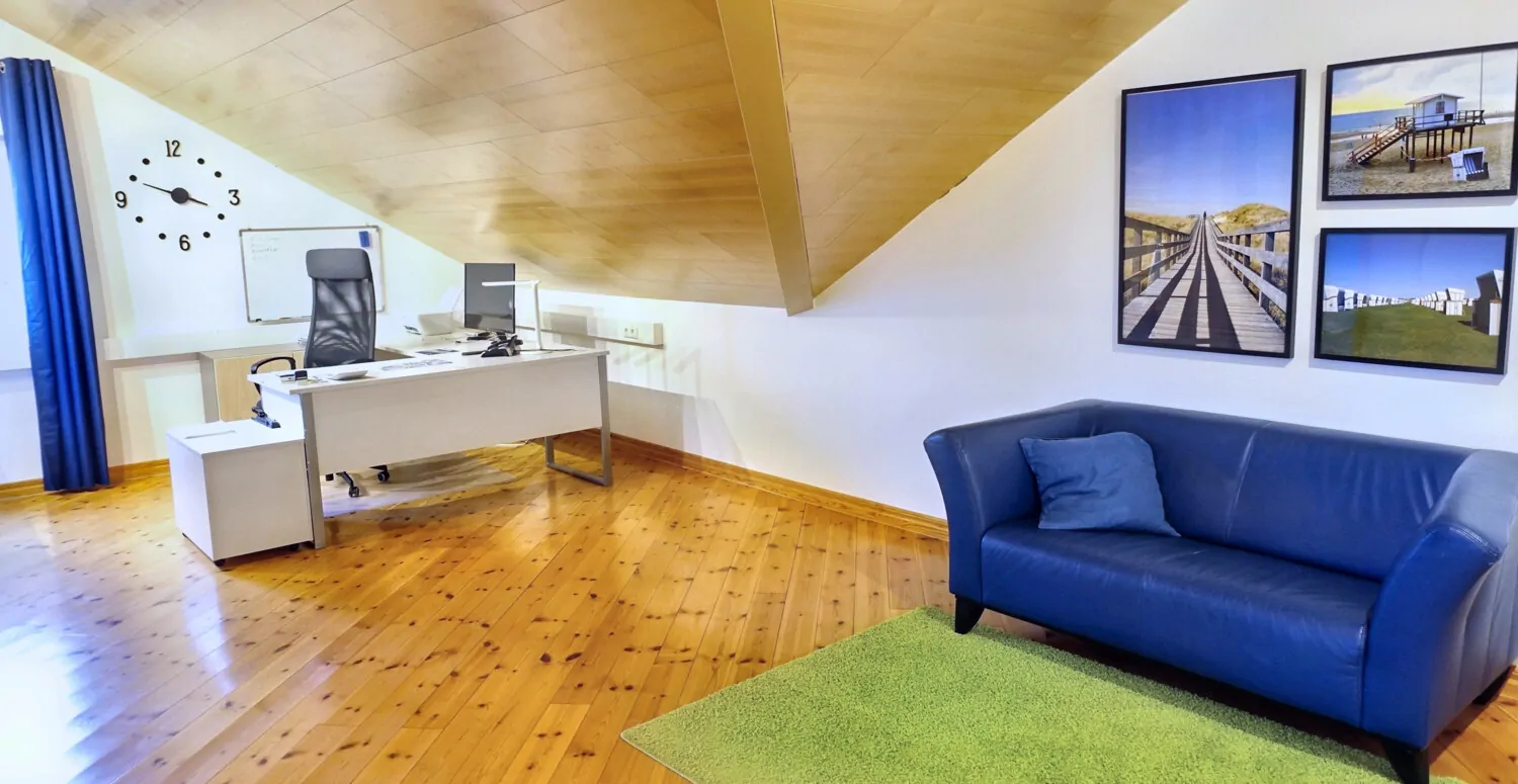 Gewerbefläche, DG - Arbeitszimmer