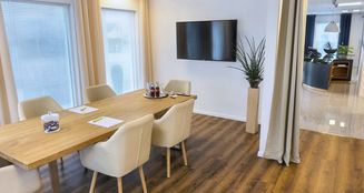 von_poll_real_estate_property_25099020_image_21