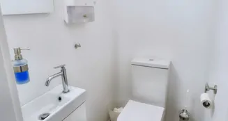 von_poll_real_estate_property_25099020_image_23