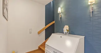 von_poll_real_estate_property_25099020_image_12